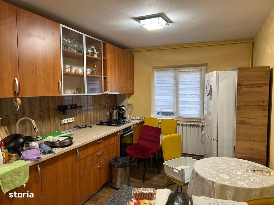 3 Camere - 73 m.p. | An Constructie 1983 | 10 Minute Metrou Gorjului