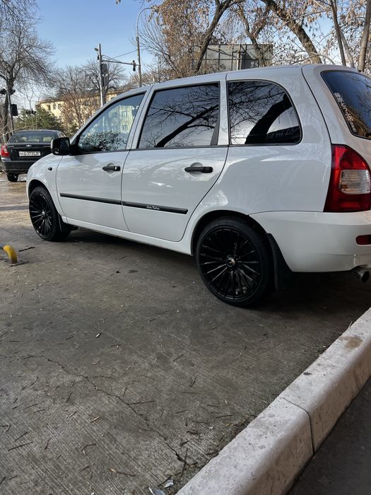 Lada Kalina 2011 год