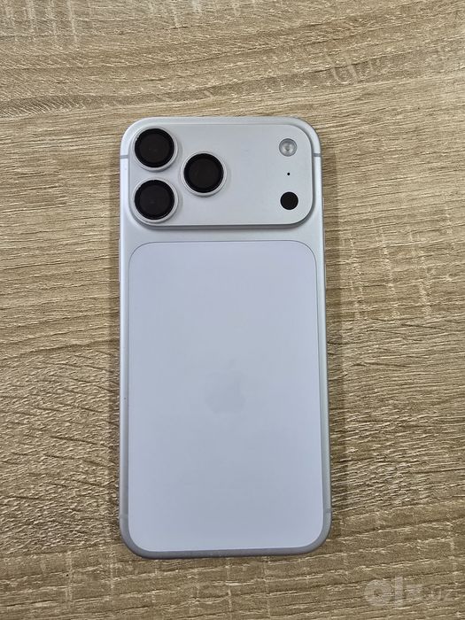 iPhone 17 pro max