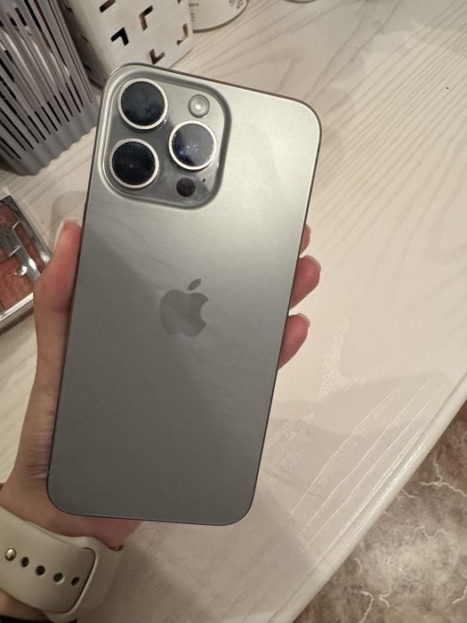 Срочно продам iphone 15 pro max