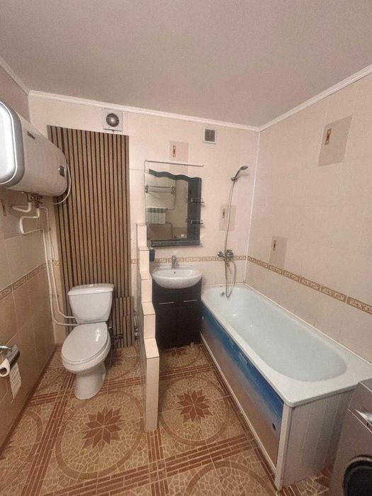 Продам квартиру 3 комнатную