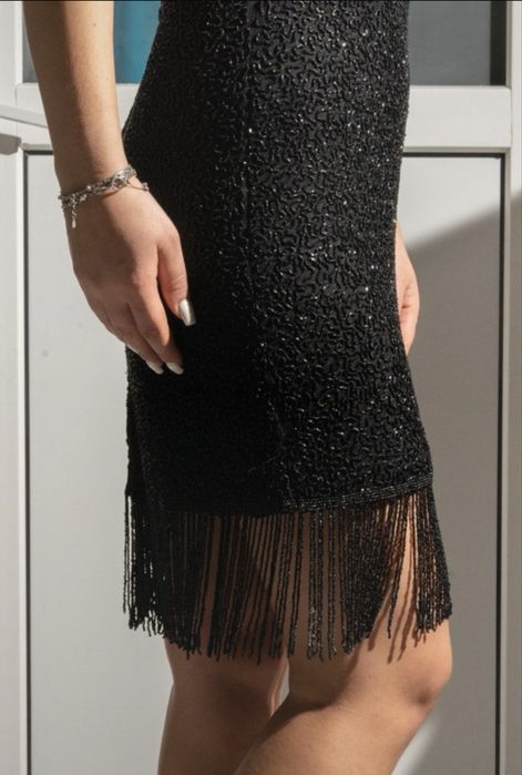 Rochie noua din matase cu broderie de margele