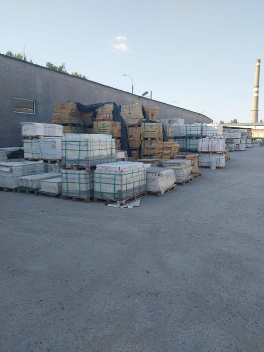 Продаётся 5 500 м² производственная база.