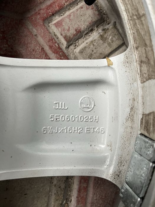 1 Диск Шкода R16