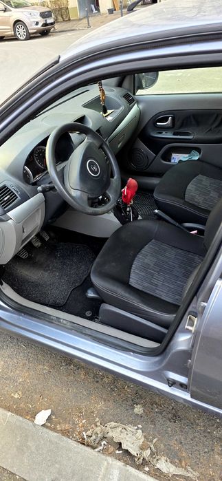 Vînd Autoturism Renault Symbol