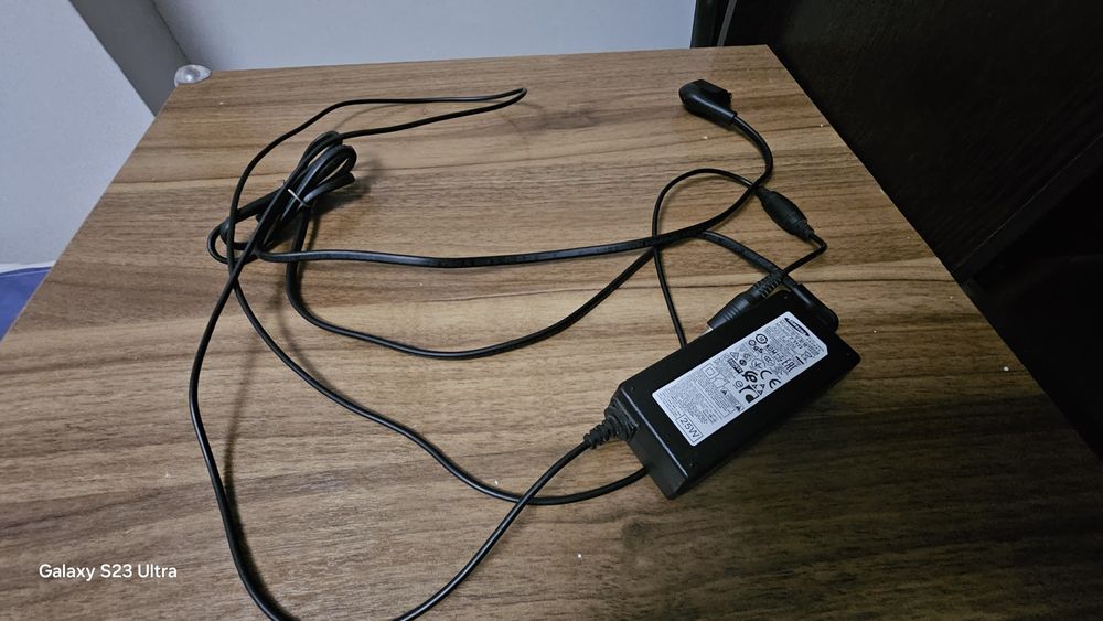 Монитор Samsung S22F350FHI