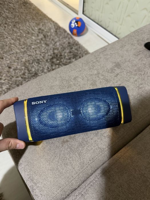 Boxa sony srs xb33 cu leduri aproape noua