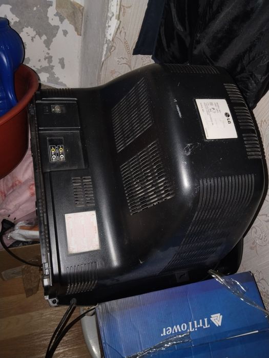 Телевизор LG рабочий