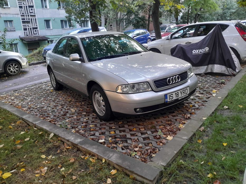 AUDI A4 2001 — imagine 1