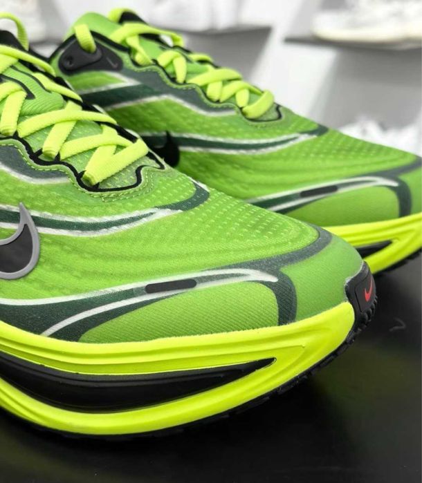 Нови мъжки маратонки Nike Vomero Plus Ekiden Pack Volt