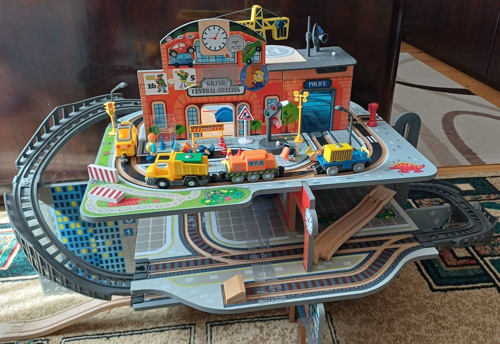 Дървена гара Playtive train station junior set
