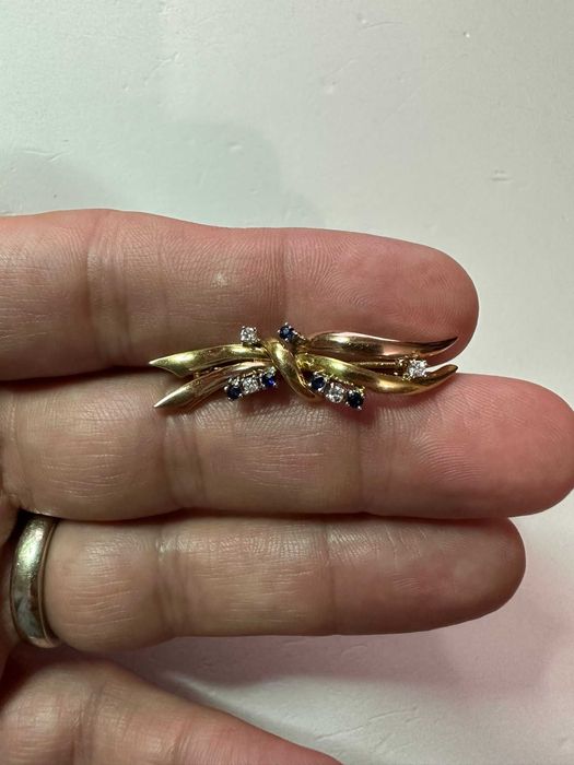 BROSA AUR galben si roz 18K + 4 Diamante + 5 Safire - 5.5g - Vintage !