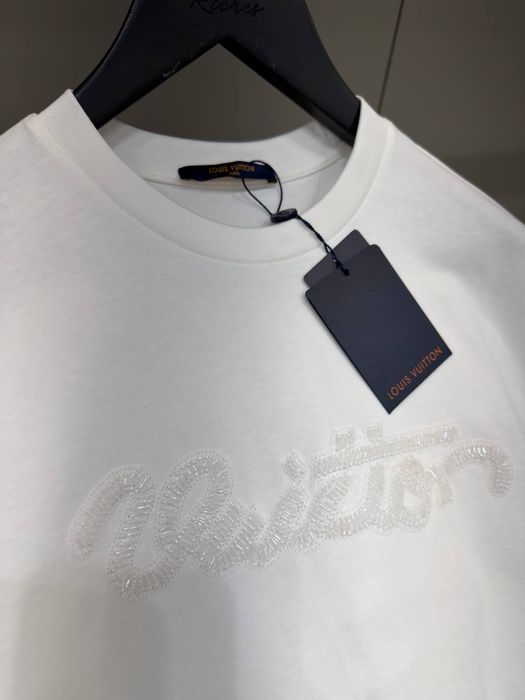 Мъжка бяла тениска LV