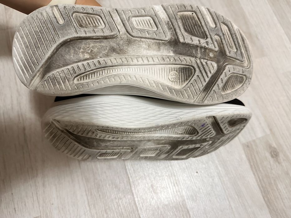 Sketchers dama 36
