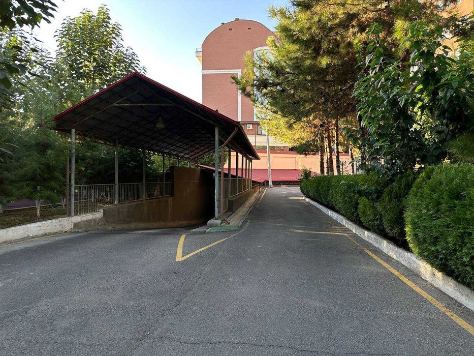 ЖК  ЭЛИТ КОМФОРТ 3/3/7 140 м.кв Садика Азимова ( Японское посольство)