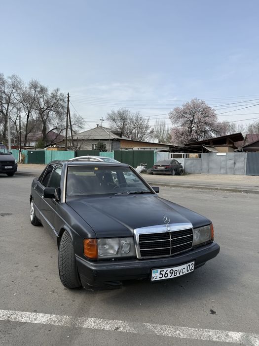 Mercedes Benz 190