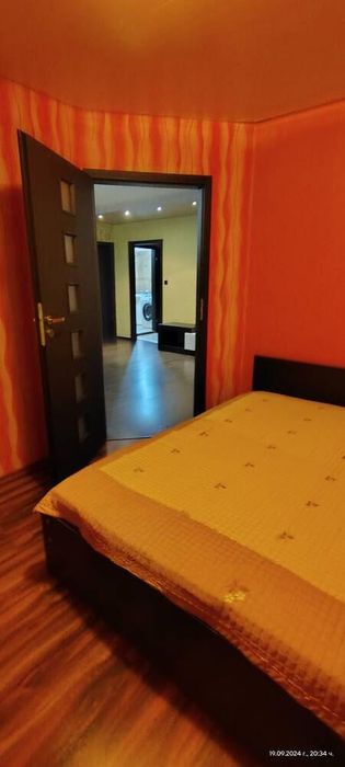 Дава се под наем Тристаен апартамент в Бургас, Изгрев - 95 кв.м за 612 € - Снимка #4