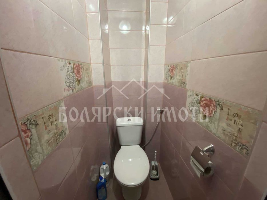 Продава се Тристаен апартамент в Велико Търново, Център - 115 кв.м за 1174 €/кв.м - Снимка #10