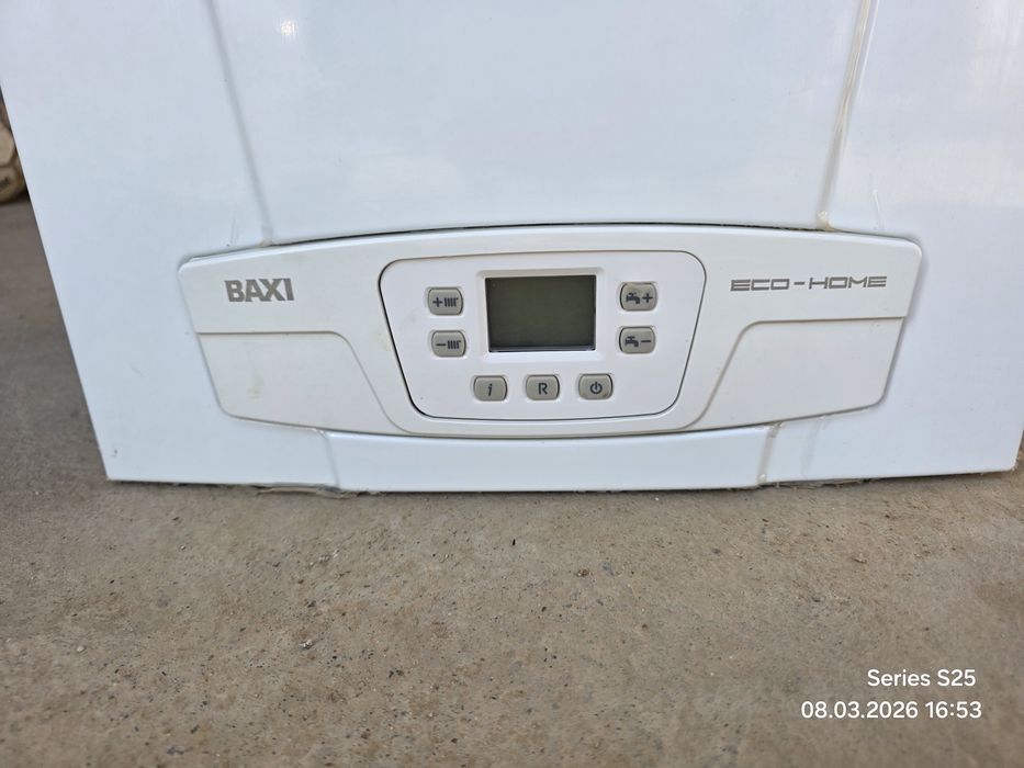 Котёль газовый ВАХІ 24 кВт, бренд Италия. Холати зур