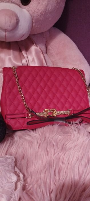 Дамска чанта ...