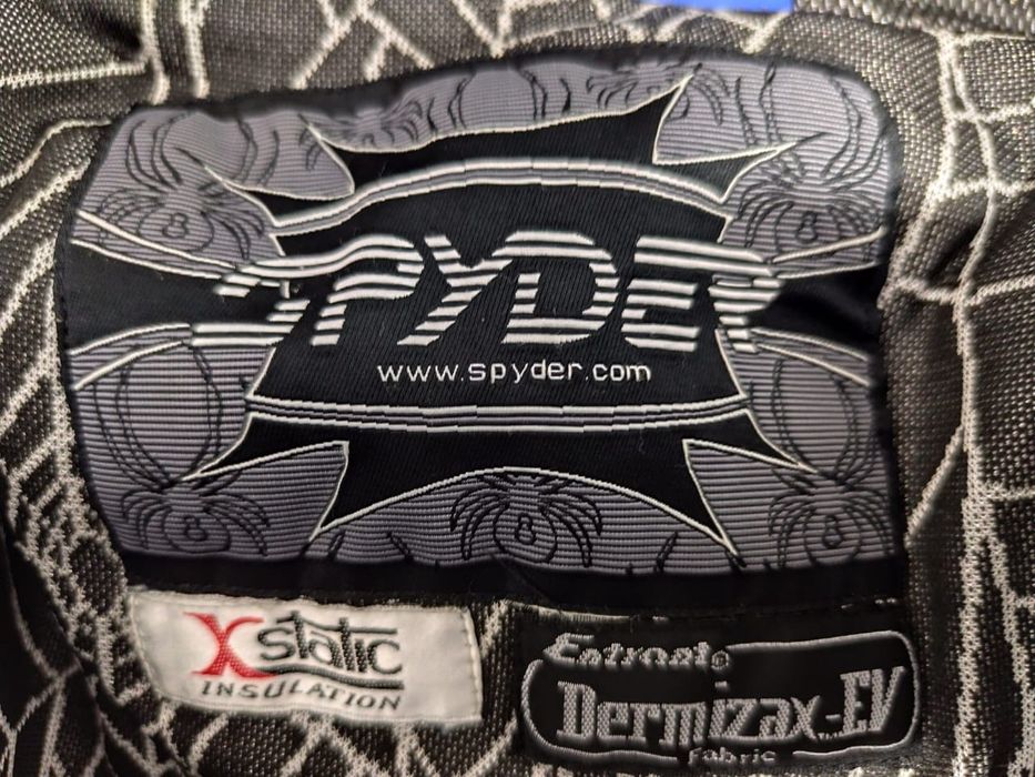 Продам костюм SPYDER