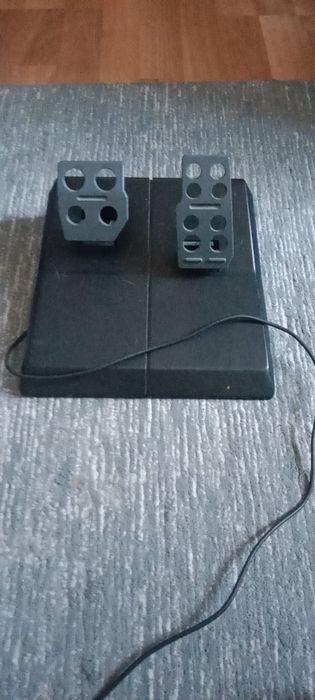 Игровой руль в новом состоянии
