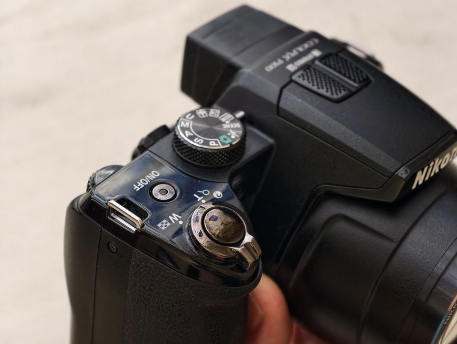 Nikon Coolpix P100 в отличном состоянии