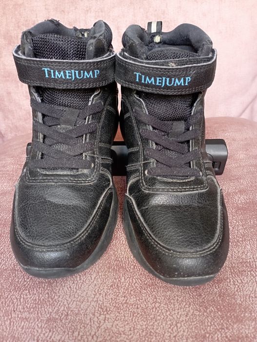 Продам полуботинки для мальчика