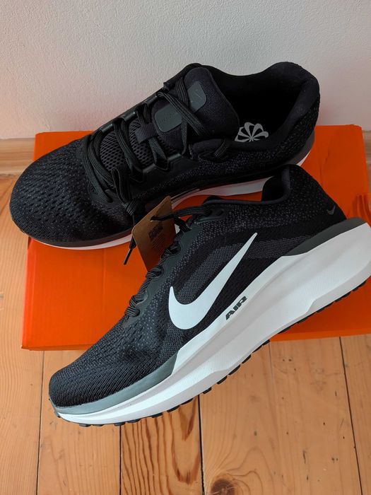 Дамски маратонки Nike Air Winflo 11