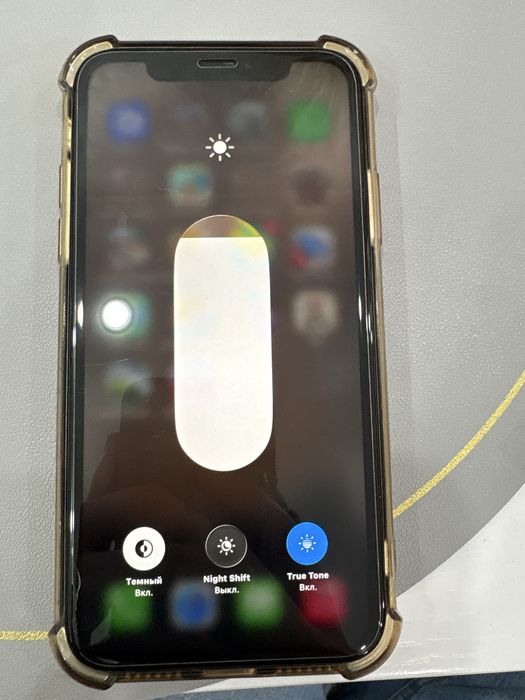 iphone 11 128 gb 74 родной акб,есть царапины