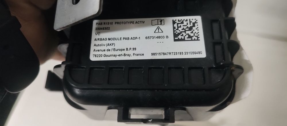 Airbag Duster 3 și bixter cod 985100254R, 985157847R