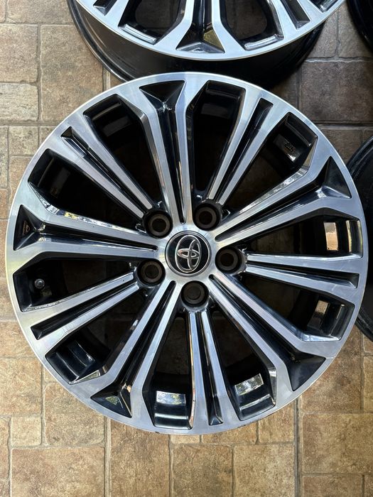 Оригинални джанти Toyota / Тойота 17" 5х114.3