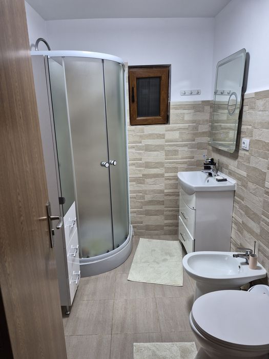 Schimb apartament cu casa