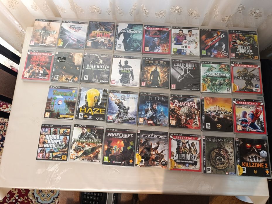 30 JOCURI PS3 + PS3 defect (700+50 Ron)