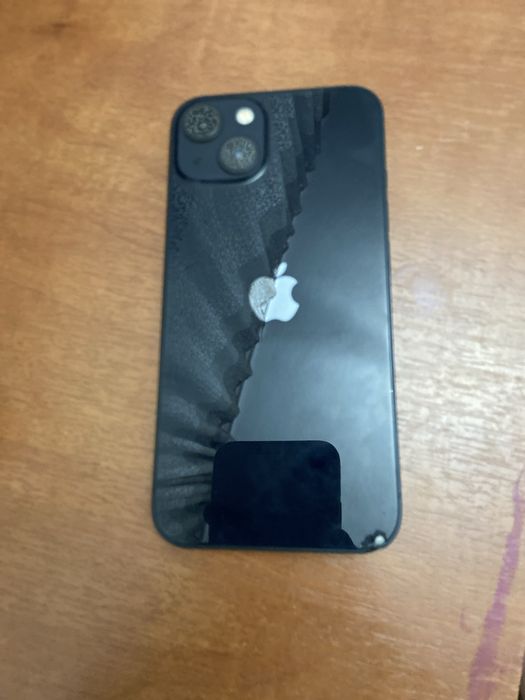 Продам Iphone 13 256gb