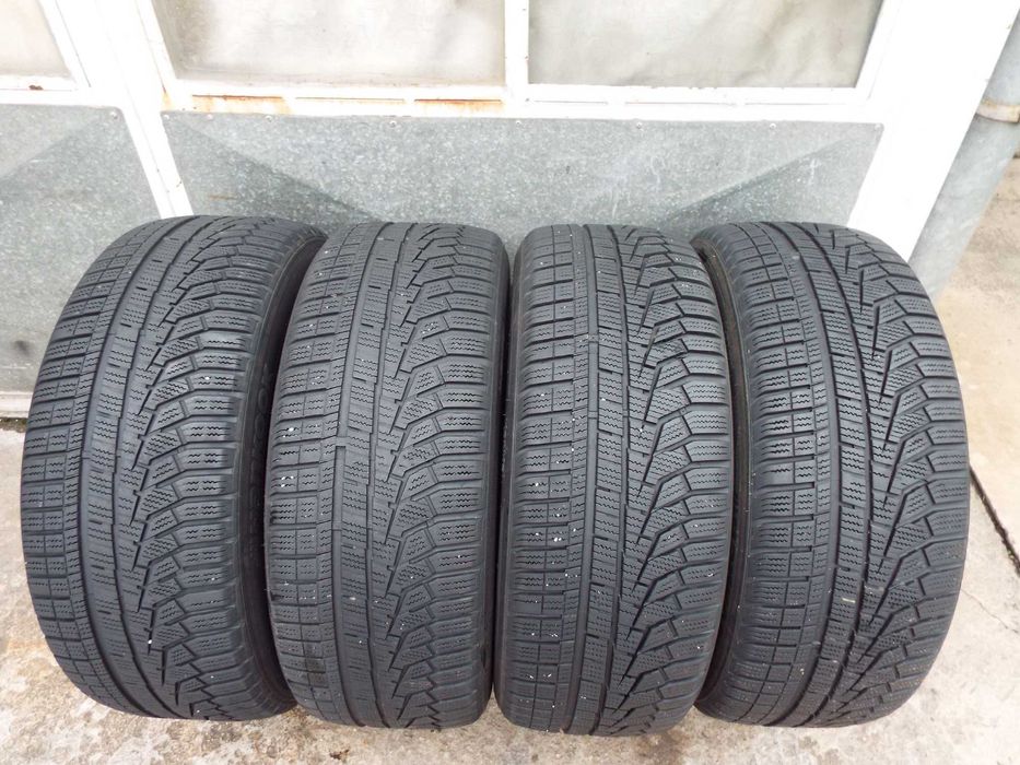 vand 4 anvelope de iarna 215/55/16 hankook pret 600lei toate4