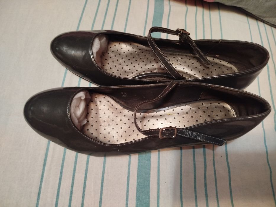 Женские туфли,классические