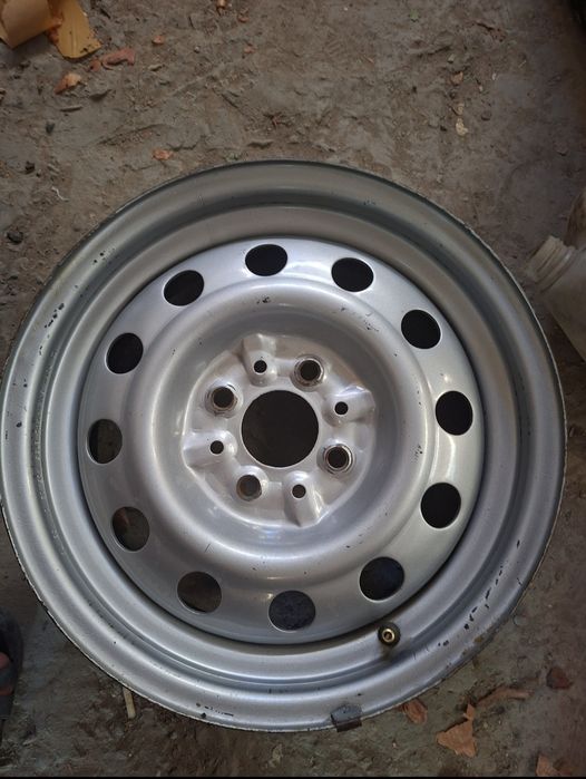 Tirestone 185/60/R14 балон с дисками