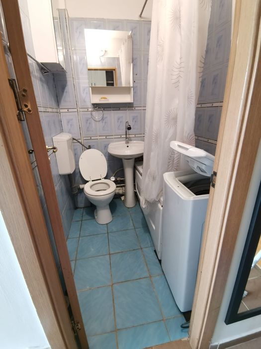 Garsoniera de închiriat