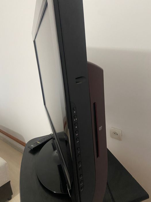 Vând televizor plasmă