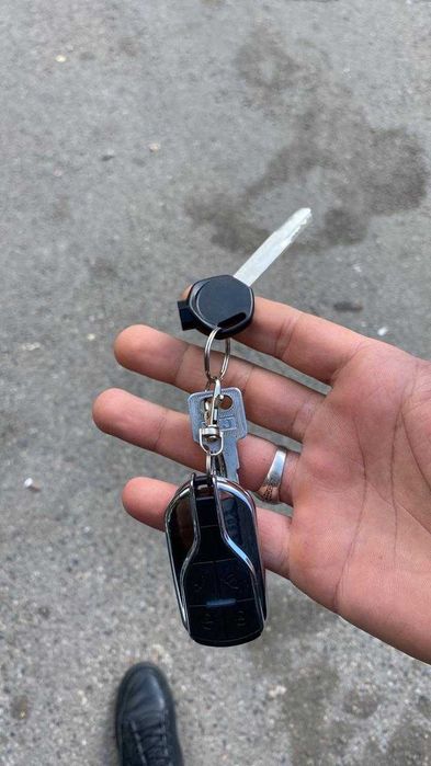 Продаю мопед(китаец)