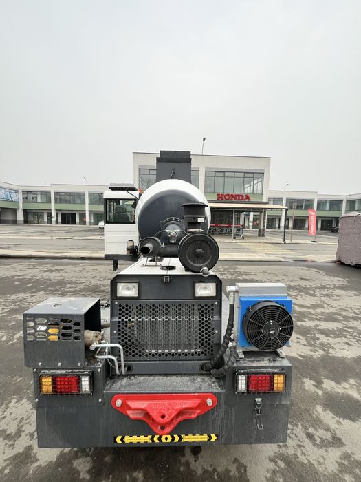 Бетонамешалка JBC Cармих Кармикс 20W 2 m³ sotuvda tayyor