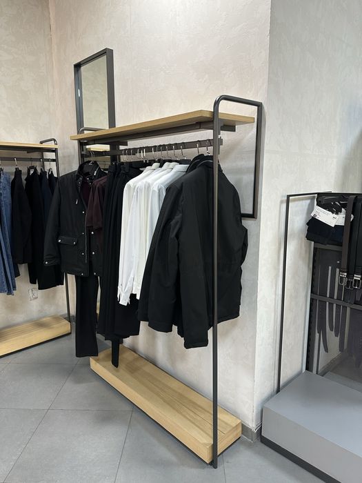 Оборудование для магазина одежды