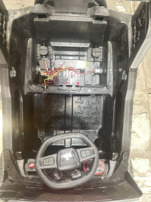 Детский машина  Мерседес