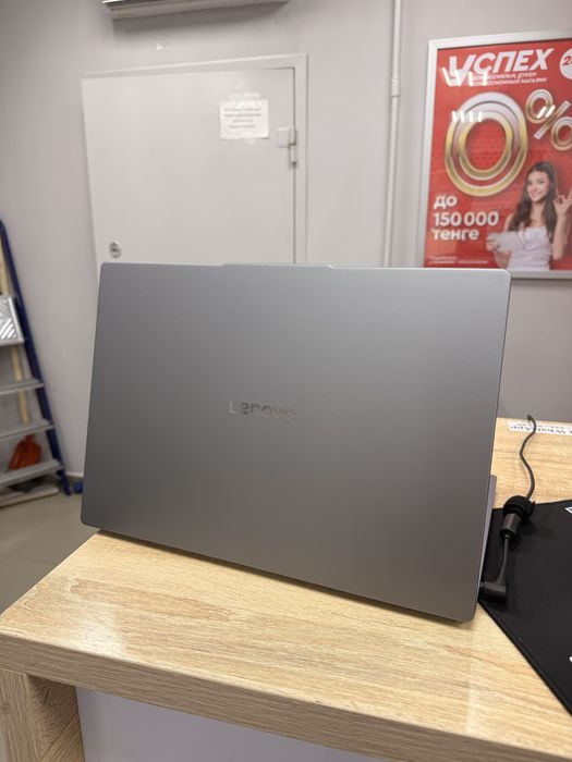 Lenovo IdeaPad Slim 3 TM79