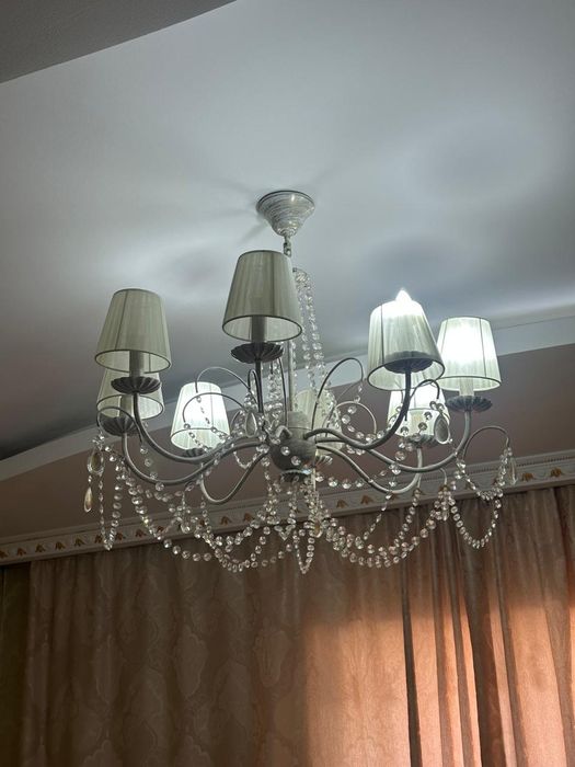 Продам люстры!!!