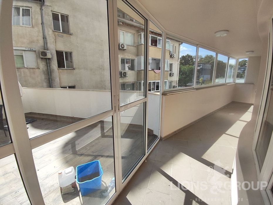 3-стаен в Варна-Левски площ 120 цена 1000