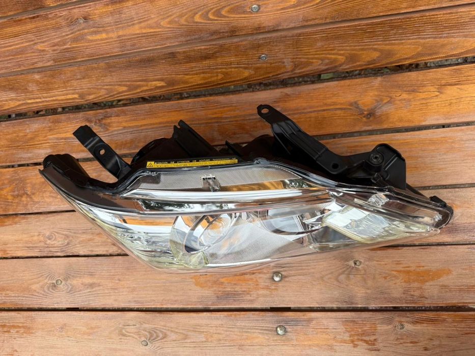 Camry 50 Afs фара R