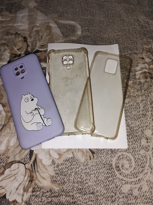 Продам чехлы на Redmi Note 9s