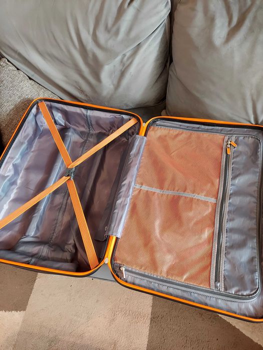 2 броя Куфар American Tourister Bon Air Dlx 55 см. и 66 см. Samsonite